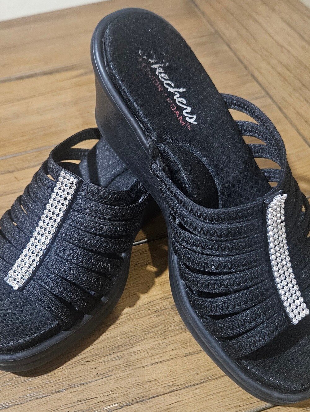 Skechers Women's Black Wedge Sandals Embellished with Rhinestones. New